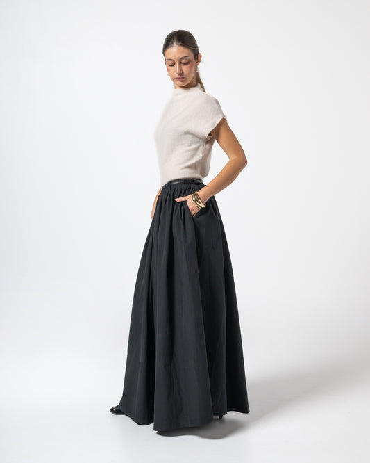 The Essential Maxi skirt black