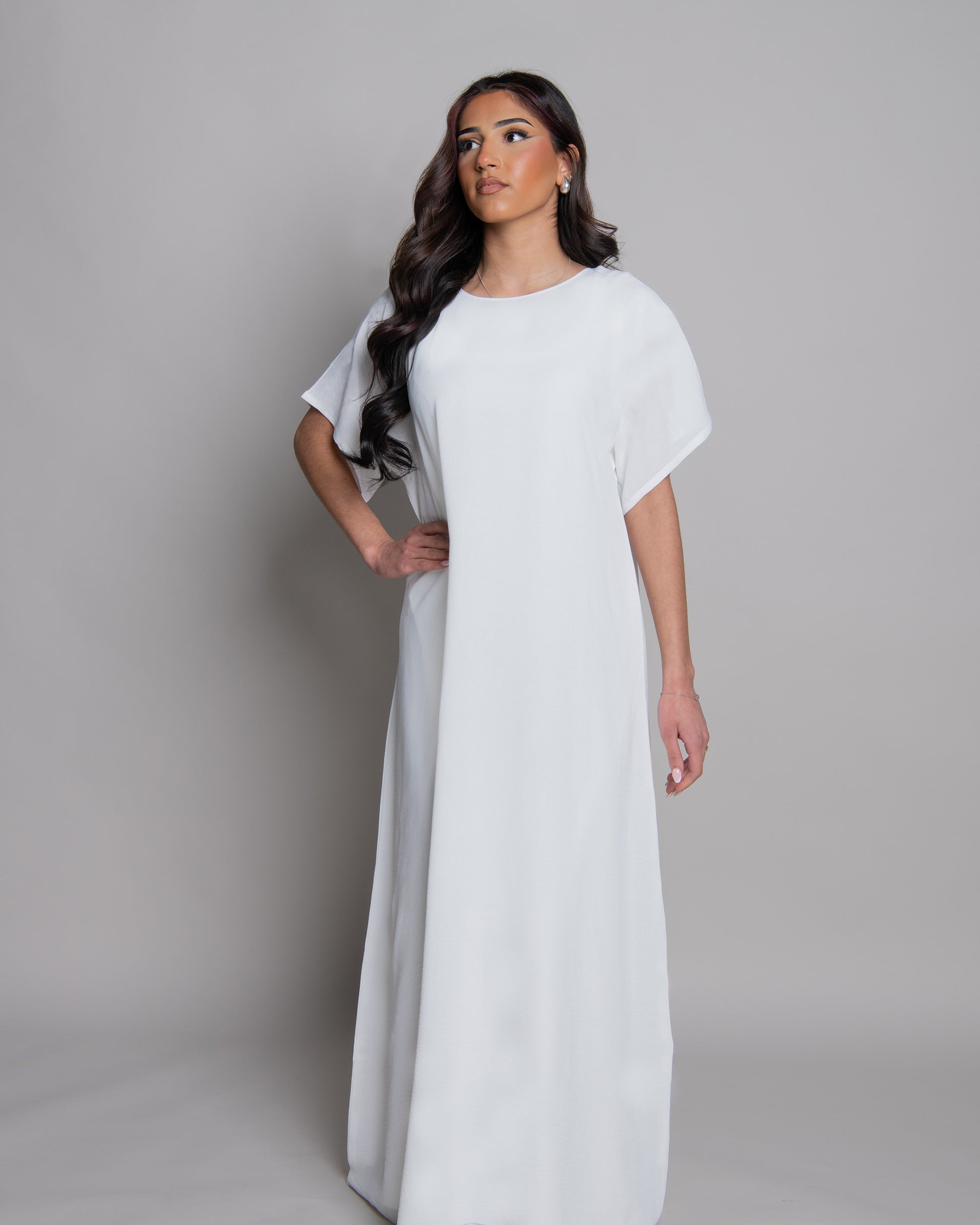 White short sleeve slip dress inner dress abaya Ellem Atelier White short sleeve slip dress inner dress abaya Ellem Atelier